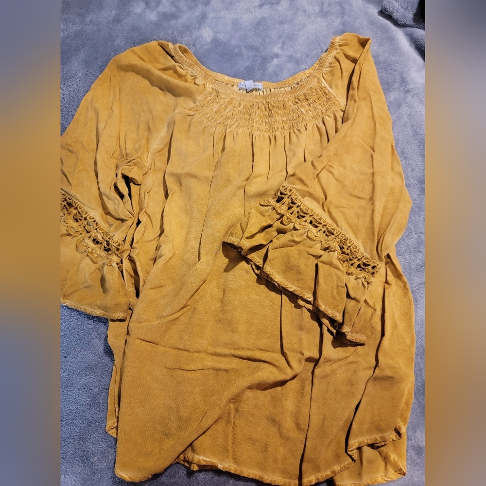 Yellow top